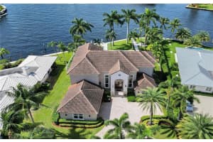 36  Seneca Rd, Sea Ranch Lakes, FL 33308 Sold 06/06/23