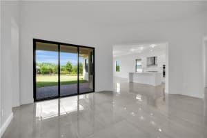 12855 S Bayside Ct, Parkland, FL 33076 Sold 01/11/23