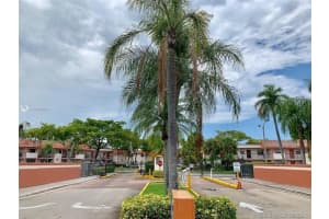 860 NE 209th Ter   203-33, Miami, FL 33179 Sold 11/09/22