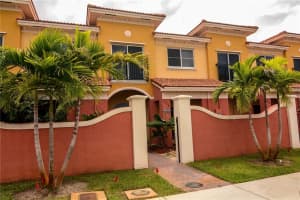 3504 NW 29th Pl, Lauderdale Lakes, FL 33311, Sold 12/14/22
