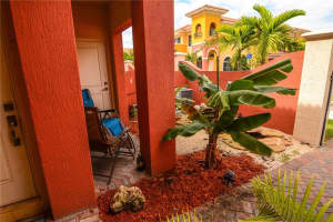3504 NW 29th Pl, Lauderdale Lakes, FL 33311, Sold 12/14/22