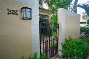 20936  Bay Ct   328-2, Aventura, FL 33180 Sold 11/16/22