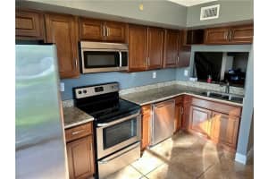 3263 NW 44th St, Oakland Park, FL 33309, Sold 01/10/23