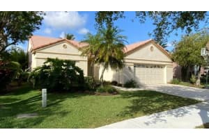 392 Carrington Dr, Weston, FL 33326, Sold 03/28/23