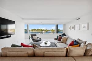 215 N Birch Rd   3B, Fort Lauderdale, FL 33304 Sold 12/09/22