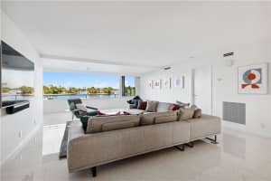 215 N Birch Rd   3B, Fort Lauderdale, FL 33304 Sold 12/09/22