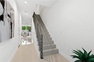 1245 NE 18th Ave, Fort Lauderdale, FL 33304, Sold 11/24/22
