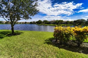 3556 Parkside Dr, Davie, FL 33328, Sold 01/25/23