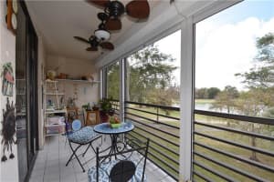 6701 N University Dr, Tamarac, FL 33321, Sold 12/19/22