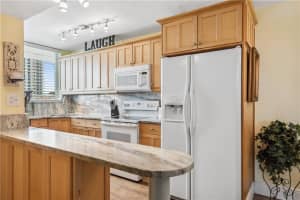 524  Orton Ave   503, Fort Lauderdale, FL 33304 Sold 01/13/23