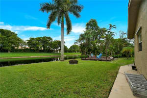 8206 NW 91st Ave, Tamarac, FL 33321, Sold 01/18/23