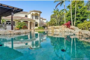 2920 Hunter Rd, Weston, FL 33331, Sold 02/14/23