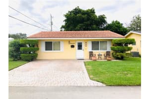 5403 NW 27th Ave, Tamarac, FL 33309 Sold 12/22/22