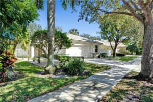 5305 NW 49th St, Coconut Creek, FL 33073 Sold 11/23/22
