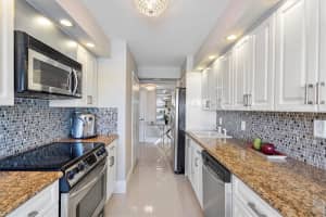 3410  Galt Ocean Dr   810-N, Fort Lauderdale, FL 33308 Sold 03/31/23