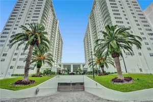 MLS# F10353350, Fort Lauderdale, Florida 33308
