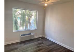 320 80th St, Miami Beach, FL 33141, Sold 11/23/22