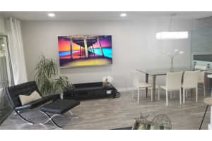 2062 E Discovery Cir, Deerfield Beach, FL 33442 Sold 12/23/22