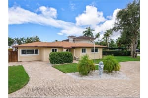 1272 SE 24th Ave, Pompano Beach, FL 33062 Sold 12/13/22