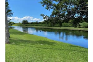 381  Bermuda Springs Dr, Weston, FL 33326 Sold 12/09/22