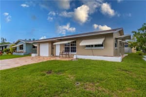 5716 NW 65th Ave, Tamarac, FL 33321 Sold 04/28/23