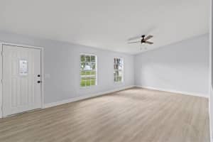 5271  Canal Cir, Lake Worth Beach, FL 33467 Sold 12/16/22