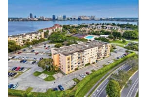 500  Executive Center Dr   2J, West Palm Beach, FL 33401 Sold 02/21/23