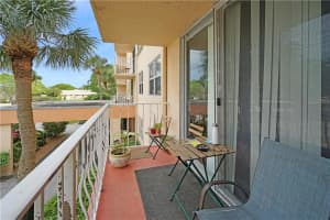 500  Executive Center Dr   2J, West Palm Beach, FL 33401 Sold 02/21/23