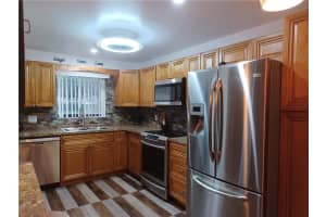 5917  Via Vermilya   106, Lake Worth Beach, FL 33462 Sold 12/15/22