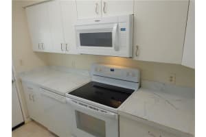 2507 NW 53rd St, Tamarac, FL 33309 Sold 01/26/23