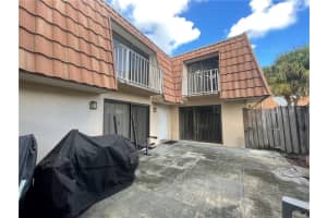 864  Blue Ridge Circle, West Palm Beach, FL 33409 Sold 09/27/23