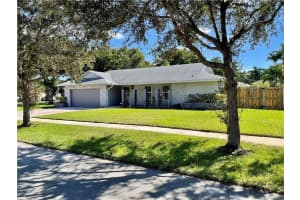7600  Plantation Rd, Plantation, FL 33324 Sold 12/30/22
