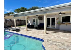 7600  Plantation Rd, Plantation, FL 33324 Sold 12/30/22