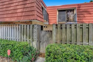 9862 NW 6th Ct   9862, Plantation, FL 33324 Sold 01/23/23