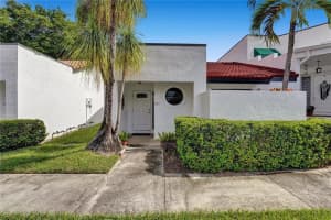 305 NW 36th Ave, Deerfield Beach, FL 33442, Sold 12/01/22