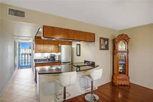 801 NE 18th Ct   405, Fort Lauderdale, FL 33305 Sold 02/20/23