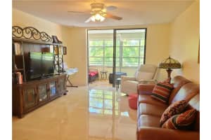 1810 N Lauderdale Ave   2412, North Lauderdale, FL 33068 Sold 12/05/22