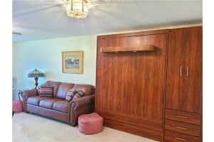 1810 N Lauderdale Ave   2412, North Lauderdale, FL 33068 Sold 12/05/22