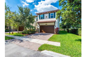 5209  Falcon Trl, Davie, FL 33314 Sold 05/01/23