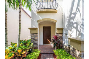 5209  Falcon Trl, Davie, FL 33314 Sold 05/01/23