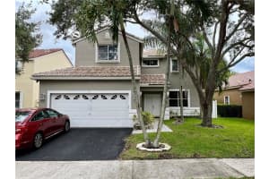 672  STANTON DR, Weston, FL 33326 Sold 06/02/23