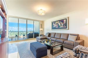 411 S New River Dr E, Fort Lauderdale, FL 33301, Sold 03/01/23