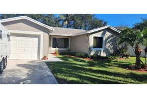 9213 NW 53rd Ct, Sunrise, FL 33351 Sold 03/27/23
