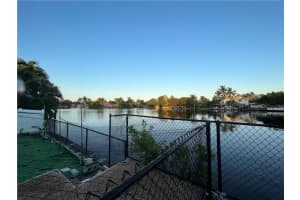 2108 NE 22nd Ter, Fort Lauderdale, FL 33305 Sold 04/10/23