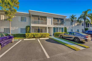 6221  Bay Club Dr   1, Fort Lauderdale, FL 33308 Sold 06/26/23