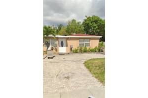 5845 N Haverhill Rd, West Palm Beach, FL 33407 Sold 12/30/22