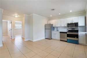 1470 Dixie Hwy, Fort Lauderdale, FL 33304, Sold 12/01/22