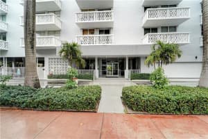 1020  Meridian Ave   413, Miami Beach, FL 33139 Sold 12/30/22