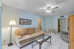 502  Gardens Dr   101, Pompano Beach, FL 33069 Sold 12/06/22