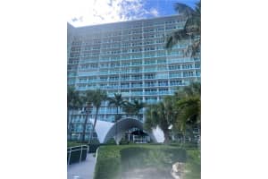 333 NE 21st Ave, Deerfield Beach, FL 33441, Sold 02/22/23